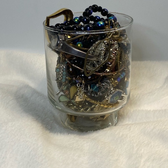 Mystery Jewelry Jar 30 - Picture 2 of 7